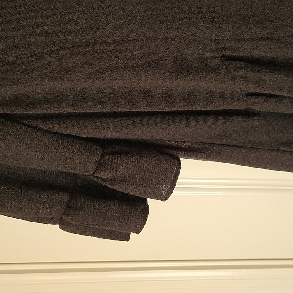 ZOA Medium Black Tunic Flowy Ruffle - Picture 3 of 5